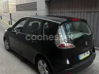 Usado Renault Scénic III Expression 95 CV (69 kW) 2013 Negro Monovolumen