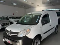 Usado Renault Kangoo 75 CV (55 kW) 2021 Blanco Monovolumen