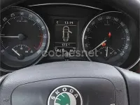 Usado Skoda Superb Elegance 140 CV (102 kW) 2009 Granate Berlina