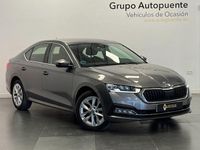 Usado Skoda Octavia Ambition 150 CV (110 kW) 2023 Gris Berlina
