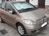 Usado Mercedes A150 Elegance 95 CV (69 kW) 2006 Beige Monovolumen