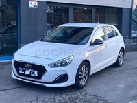 Usado Hyundai i30 GO! 110 CV (80 kW) 2018 Blanco Berlina