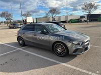 Usado Mercedes A180 109 CV (80 kW) 2018 Gris / plata Berlina
