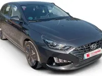 Usado Hyundai i30 110 CV (80 kW) 2022 Gris