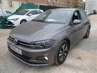 Usado VW Polo 95 CV (69 kW) 2022 Gris / plata Utilitario