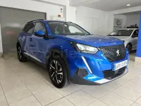 Usado Peugeot 2008 Allure 130 CV (95 kW) 2021 Azul SUV