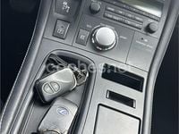 Usado Lexus CT200h 136 CV (100 kW) 2011 Blanco Berlina