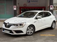 Usado Renault Mégane IV Business 115 CV (84 kW) 2019 Gris / plata Berlina