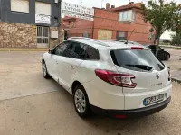 Usado Renault Mégane GrandTour Business 110 CV (80 kW) 2015 Blanco Familiar