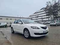 Usado Mazda 3 Sportive 109 CV (80 kW) 2005 Blanco Berlina