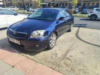 Usado Toyota Avensis Executive 116 CV (85 kW) 2006 Azul Berlina