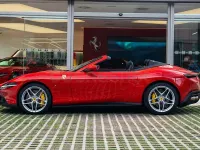 Usado Ferrari Roma 620 CV (456 kW) 2025 Rojo Descapotable