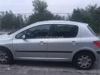 Usado Peugeot 307 110 CV (80 kW) 2007 Gris / plata Berlina