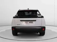 Usado Peugeot 2008 Allure 102 CV (75 kW) 2024 Blanco SUV