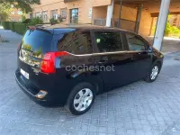 Usado Peugeot 5008 Business-Line 112 CV (82 kW) 2012 Negro Monovolumen