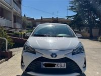 Usado Toyota Yaris Hybrid Active 100 CV (73 kW) 2018 Blanco Berlina