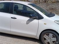 Usado Toyota Yaris 90 CV (66 kW) 2009 Blanco Utilitario