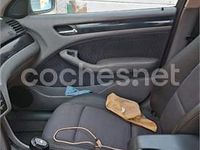 Usado BMW 318 118 CV (86 kW) 2000 Azul Berlina