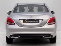 Usado Mercedes C180 120 CV (88 kW) 2014 Gris / plata Berlina