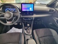 Usado Toyota Yaris Hybrid Sport 130 CV (95 kW) 2024 Blanco Berlina