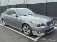 Usado BMW 530 235 CV (172 kW) 2004 Gris / plata Berlina