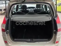 Usado Renault Scenic E-Tech 105 CV (77 kW) 2008 Beige Monovolumen