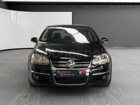 Usado VW Jetta Advance 140 CV (102 kW) 2007 Negro Berlina
