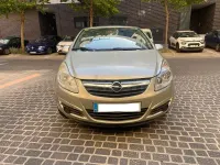 Usado Opel Corsa Cosmo 90 CV (66 kW) 2009 Beige Utilitario