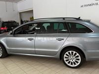 Usado Skoda Superb Elegance 160 CV (117 kW) 2013 Gris / plata Familiar