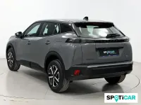 Usado Peugeot 2008 Active 100 CV (73 kW) 2024 Gris SUV