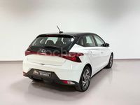 Usado Hyundai i20 100 CV (73 kW) 2022 Blanco Berlina