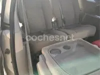Usado Kia Carnival LX 144 CV (105 kW) 2005 Gris / plata Monovolumen