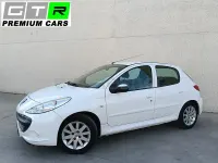Usado Peugeot 206+ 70 CV (51 kW) 2010 Blanco Utilitario