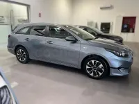 Usado Kia Ceed 100 CV (73 kW) 2025 Gris / plata Utilitario