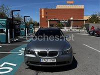 Usado BMW 530 231 CV (169 kW) 2007 Gris / plata Familiar
