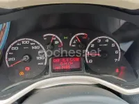 Usado Ford Ka 69 CV (50 kW) 2015 Rojo Berlina