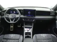 Usado VW Tiguan R-line 272 CV (200 kW) 2025 Plateado SUV