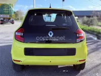 Usado Renault Twingo Intens 70 CV (51 kW) 2014 Amarillo Utilitario