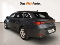 Usado Seat Leon Style 116 CV (85 kW) 2025 Gris / plata Familiar