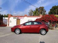 Usado Fiat Bravo Dynamic 105 CV (77 kW) 2008 Rojo Utilitario