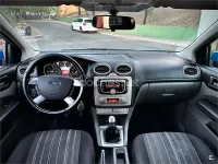 Usado Ford Focus Trend 109 CV (80 kW) 2011 Azul Berlina