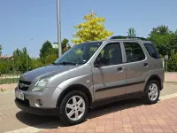 Usado Suzuki Ignis 99 CV (72 kW) 2005 Gris / plata Utilitario