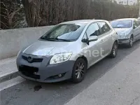 Usado Toyota Auris Luna 126 CV (92 kW) 2009 Gris / plata Utilitario