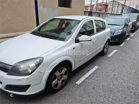 Usado Opel Astra Enjoy 100 CV (73 kW) 2006 Blanco Berlina
