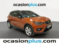 Usado Seat Arona Ecomotive 115 CV (84 kW) 2019 Naranja SUV