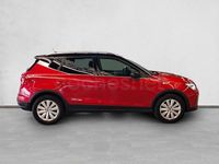 Usado Seat Arona Xperience 110 CV (80 kW) 2022 Granate SUV