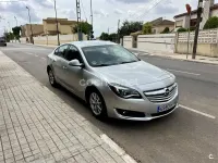 Usado Opel Insignia Expression 120 CV (88 kW) 2014 Gris / plata Berlina
