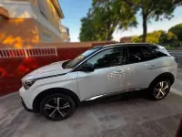 Usado Peugeot 3008 Allure 131 CV (96 kW) 2019 Blanco SUV