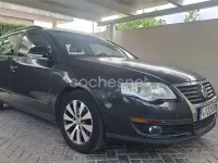 Usado VW Passat Advance 110 CV (80 kW) 2010 Marrón Familiar