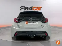 Usado Toyota Yaris Hybrid Sport 116 CV (85 kW) 2024 Gris